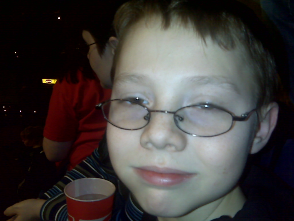 2008-02-15 LP 003 Mid-Concert Contact Buzz